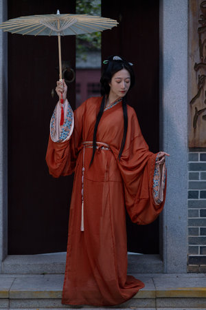 日本伦理年轻的子