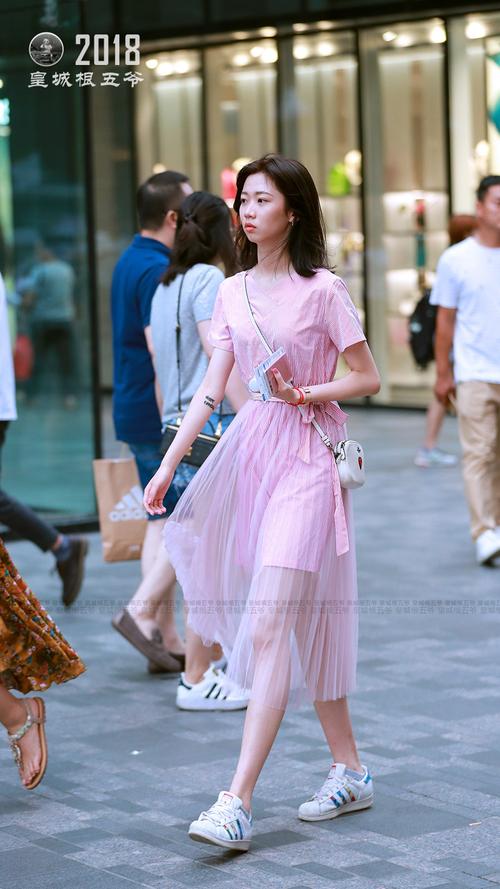 男生捅女生鸡鸡视频