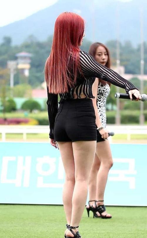 亚洲制服卡通动漫丝袜