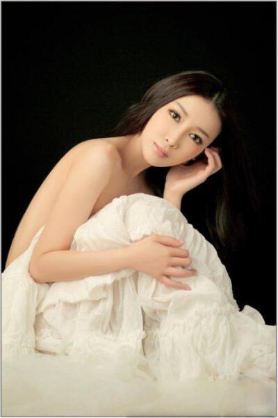 如月群真真婚性活