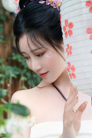 无翼乌邪恶帝日本全彩网站