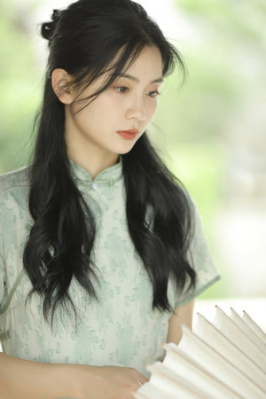 自拍私拍激情后小情侣在窗户边啪啪