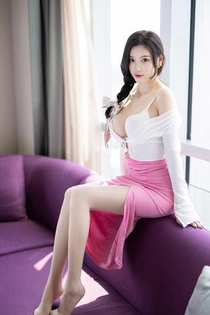 三个老汉一起弄我小说