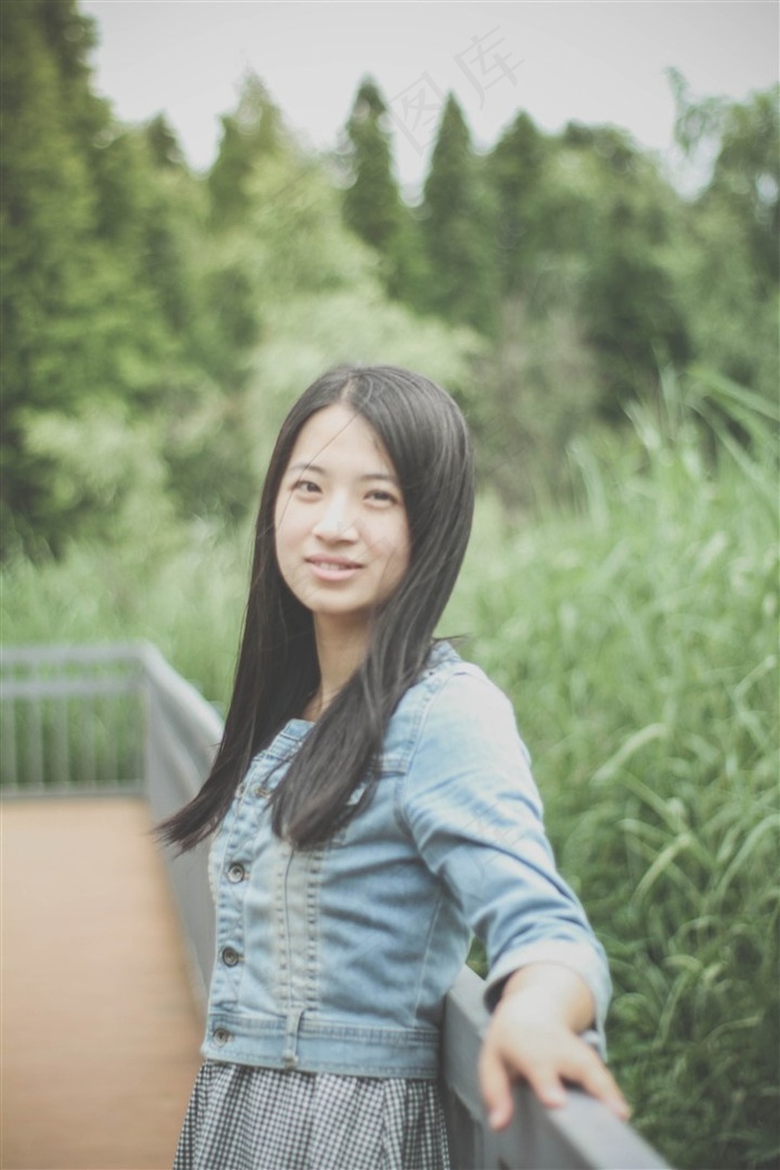 健身房一边做高h秘书