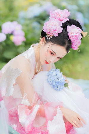 在厨房就忍不住了