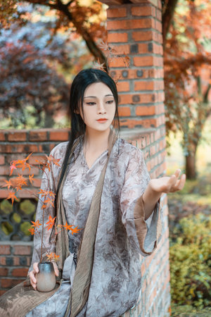 欧美大白奶大屁屁