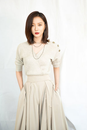 白色连体魅魔内衣套装