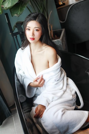 国产秋霞午夜精品无码