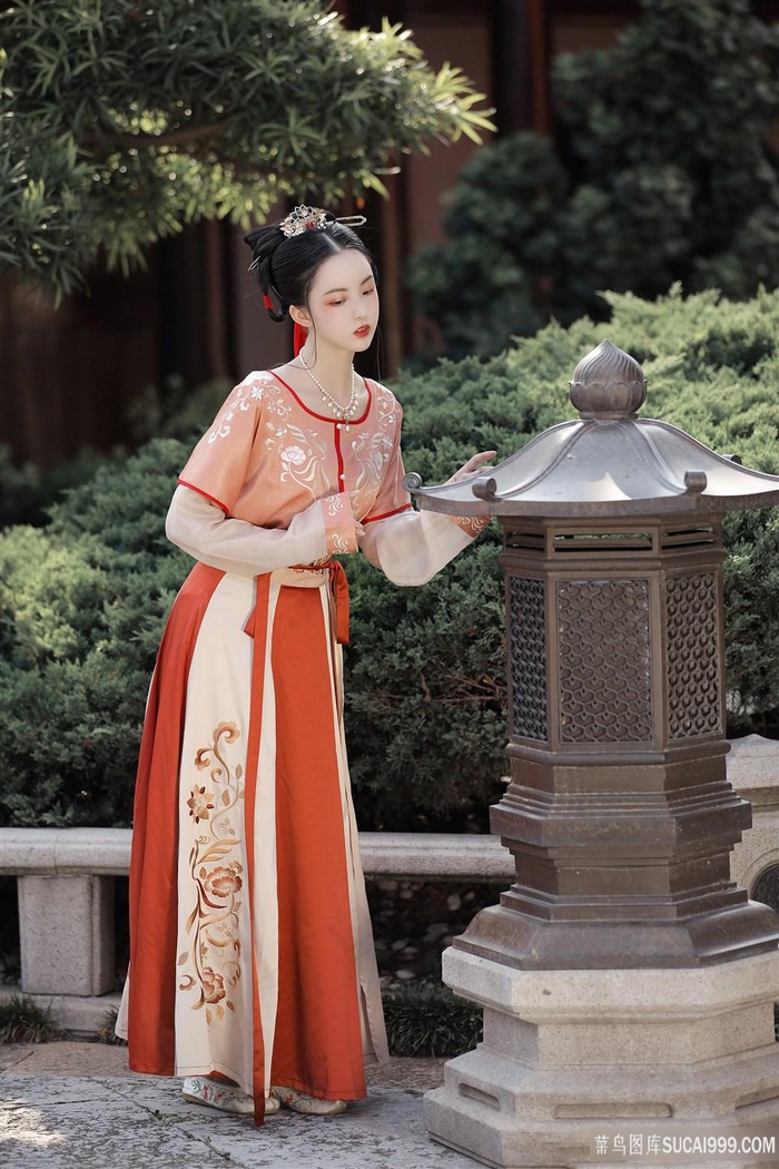 黄到让你下面湿的视频