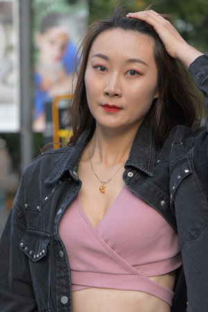 日本真实娇小XXXX