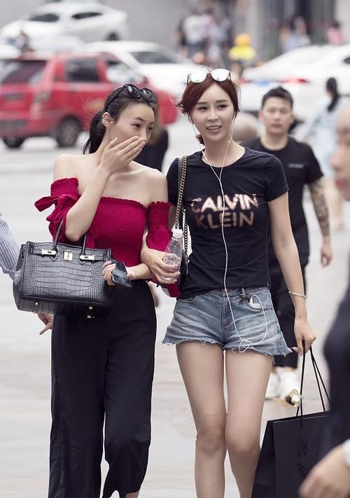 男人添女人下身淌水视频吼叫