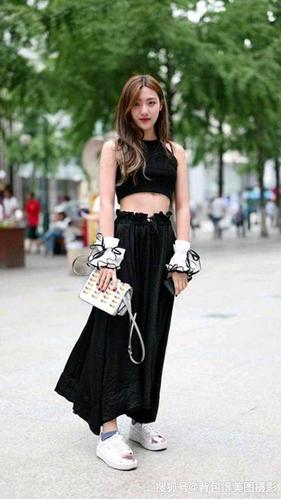 蜜桃97色干97色蜜桃