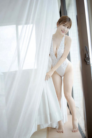 穿成炮灰的我误拿万人迷剧本