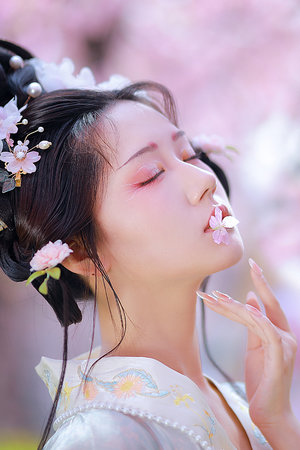 找老女人泻火对白自拍