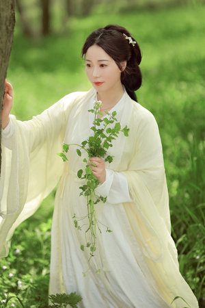 我家的女儿交不到男朋友