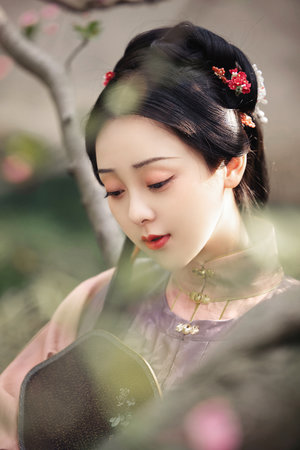 青丝影院视频在线播放