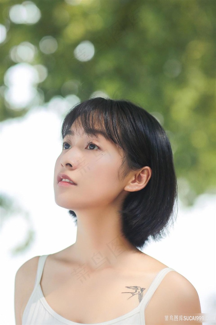 《浴室狂欢》李采潭在线观看