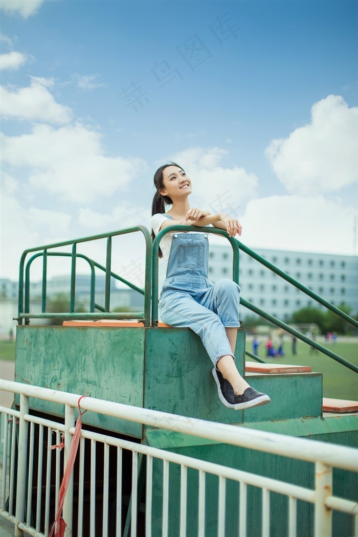 丫头我等不及了给我爸爸现在就要