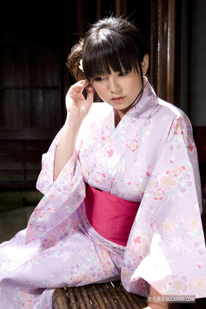 美女露屁股网站