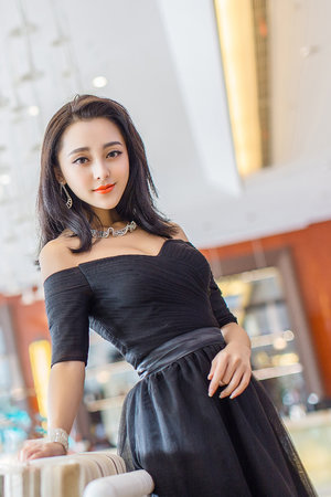 亚洲男男gay做受xxx军人