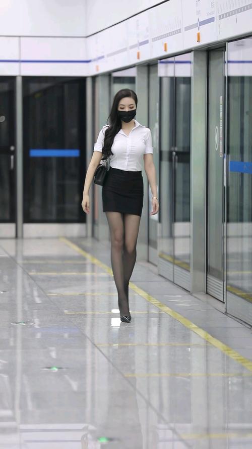 一枪战山姆2-1免费观看央视网